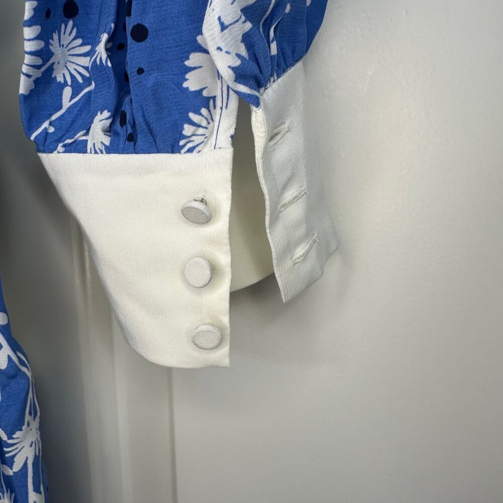Capri Blue & White Dancing Flowers Belted Fit & Flare Shirtdress - NEW - Picture 11 of 12